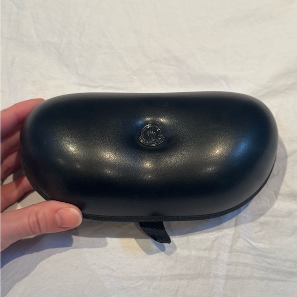 Moncler Sunglasses with Black Case - Picture 8 of 9